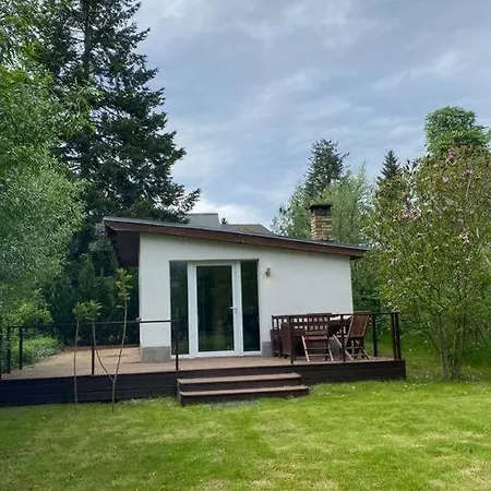 Gemutlicher Bungalow Mit Seezugang